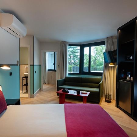 The Oliver Apartamentos ポスエロ・デ・アラルコン エクステリア 写真