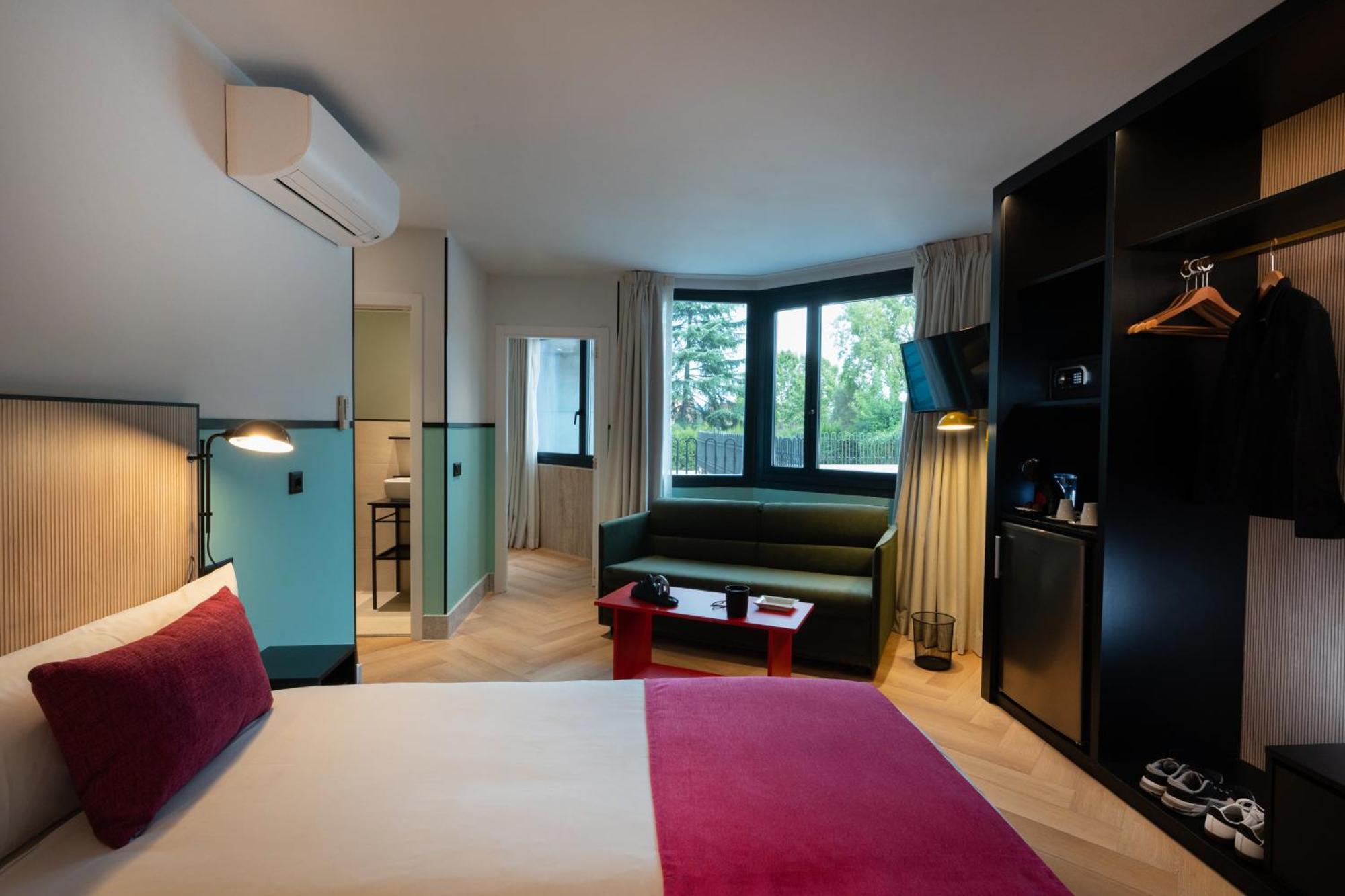 The Oliver Apartamentos ポスエロ・デ・アラルコン エクステリア 写真